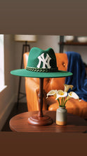 Load image into Gallery viewer, Vintage NY Fedora